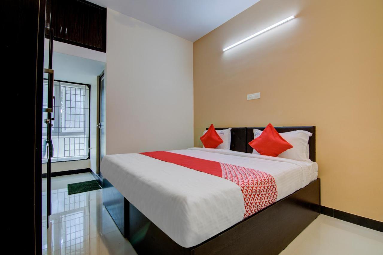 Oyo Flagship 24147 Royal Stay Singanallur Exterior photo