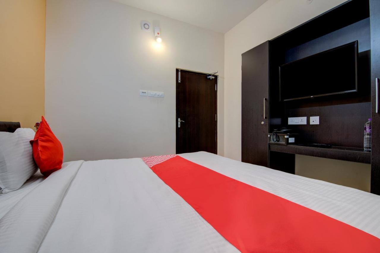 Oyo Flagship 24147 Royal Stay Singanallur Exterior photo
