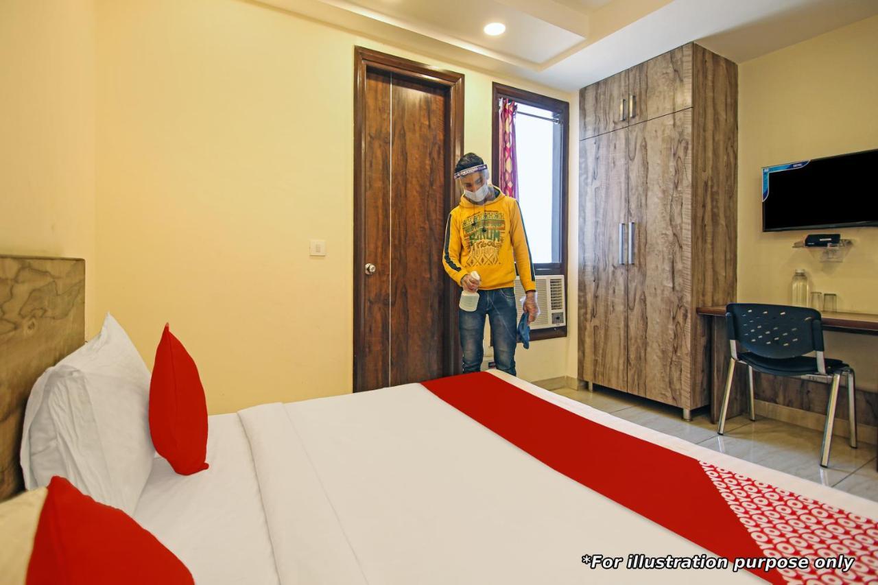 Oyo Flagship 24147 Royal Stay Singanallur Exterior photo