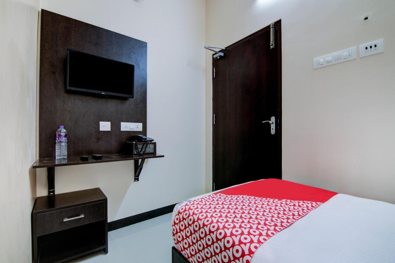 Oyo Flagship 24147 Royal Stay Singanallur Exterior photo
